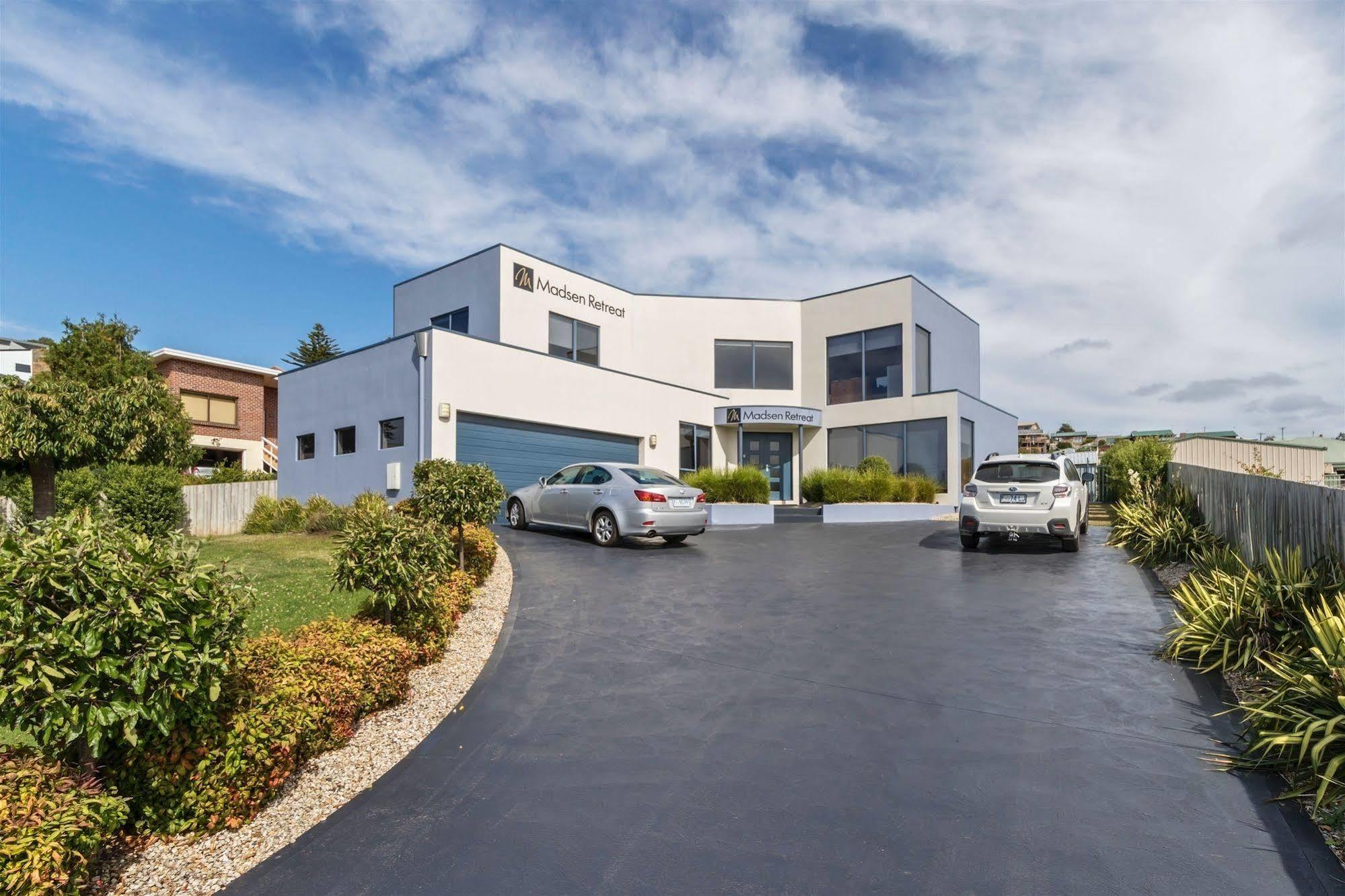 Hotel Madsen Retreat Penguin Exterior foto
